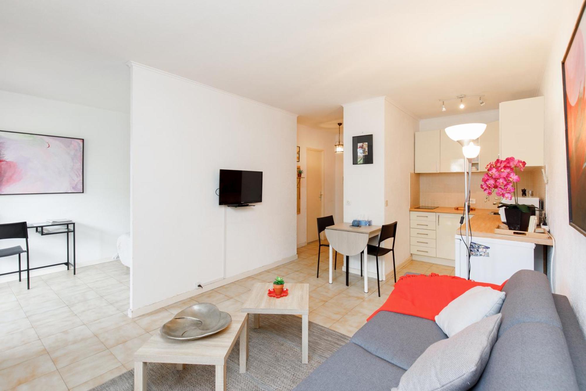Ellie'S Place Apartman Mandelieu Kültér fotó